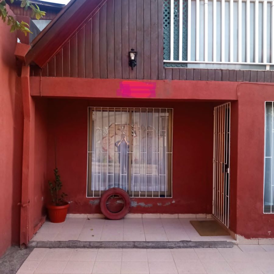 Vendo Hermosa casa La Cebada, Conchali.