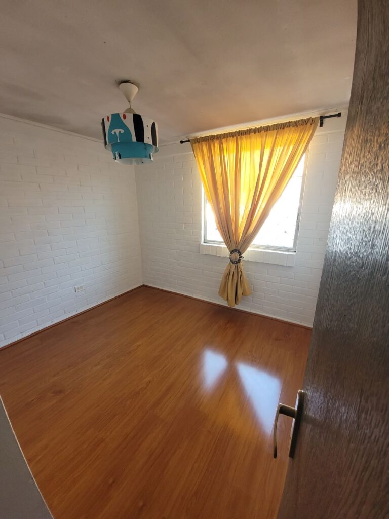 Vendo hermosa casa Cerro Retumbadero 10182, La Florida.