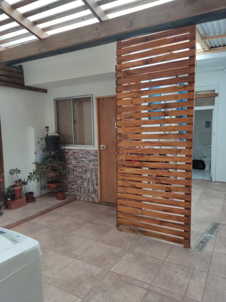 Vendo casa Comercial, Santa Isabel 562, Providencia.