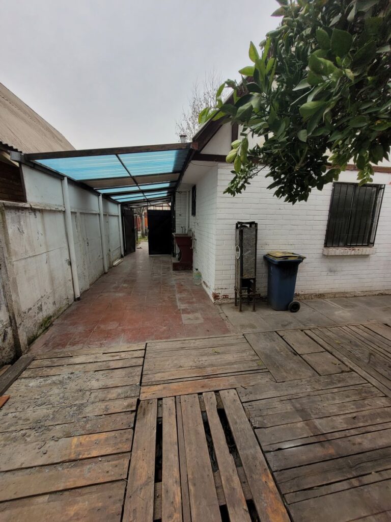 Vendo casa Las Camelias, Comuna La Florida.