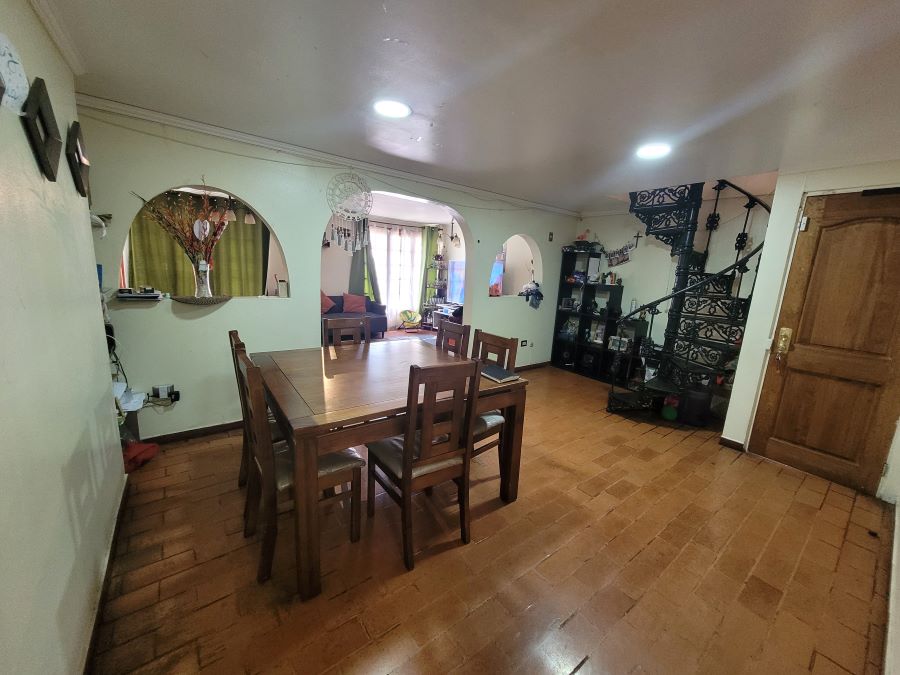 Vendo Amplia casa, Doña Isidora – Gerónimo de Alderete, La Florida.