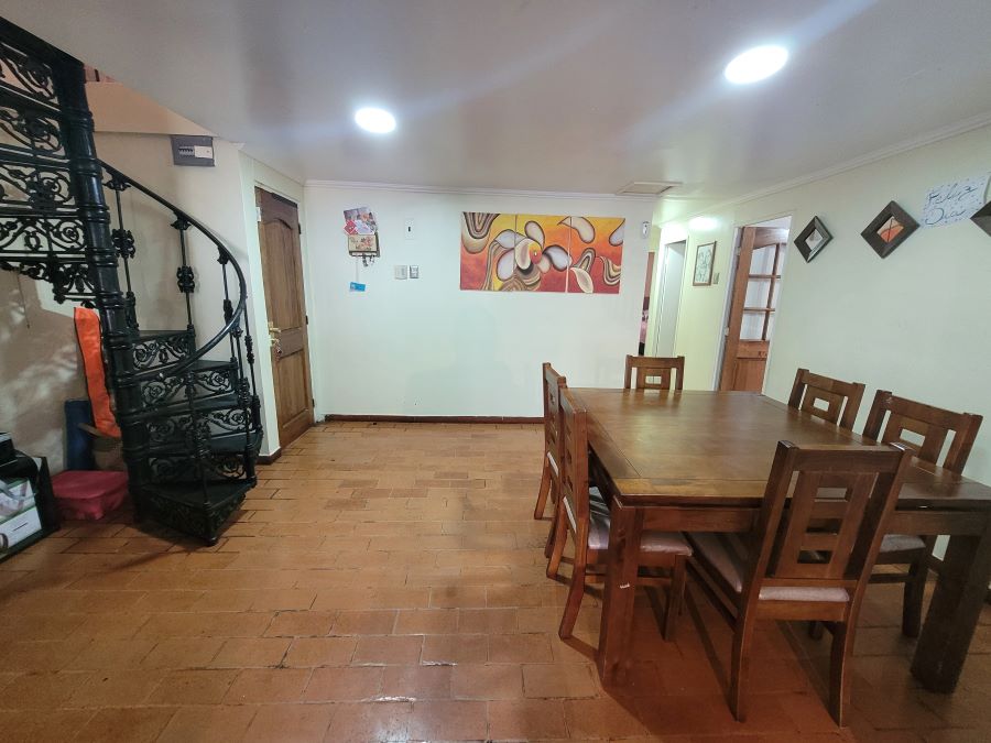 Vendo Amplia casa, Doña Isidora – Gerónimo de Alderete, La Florida.