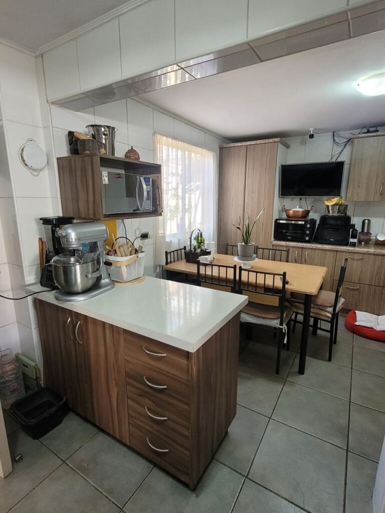 Vendo Hermosa casa El Hualle Sur, La Florida.