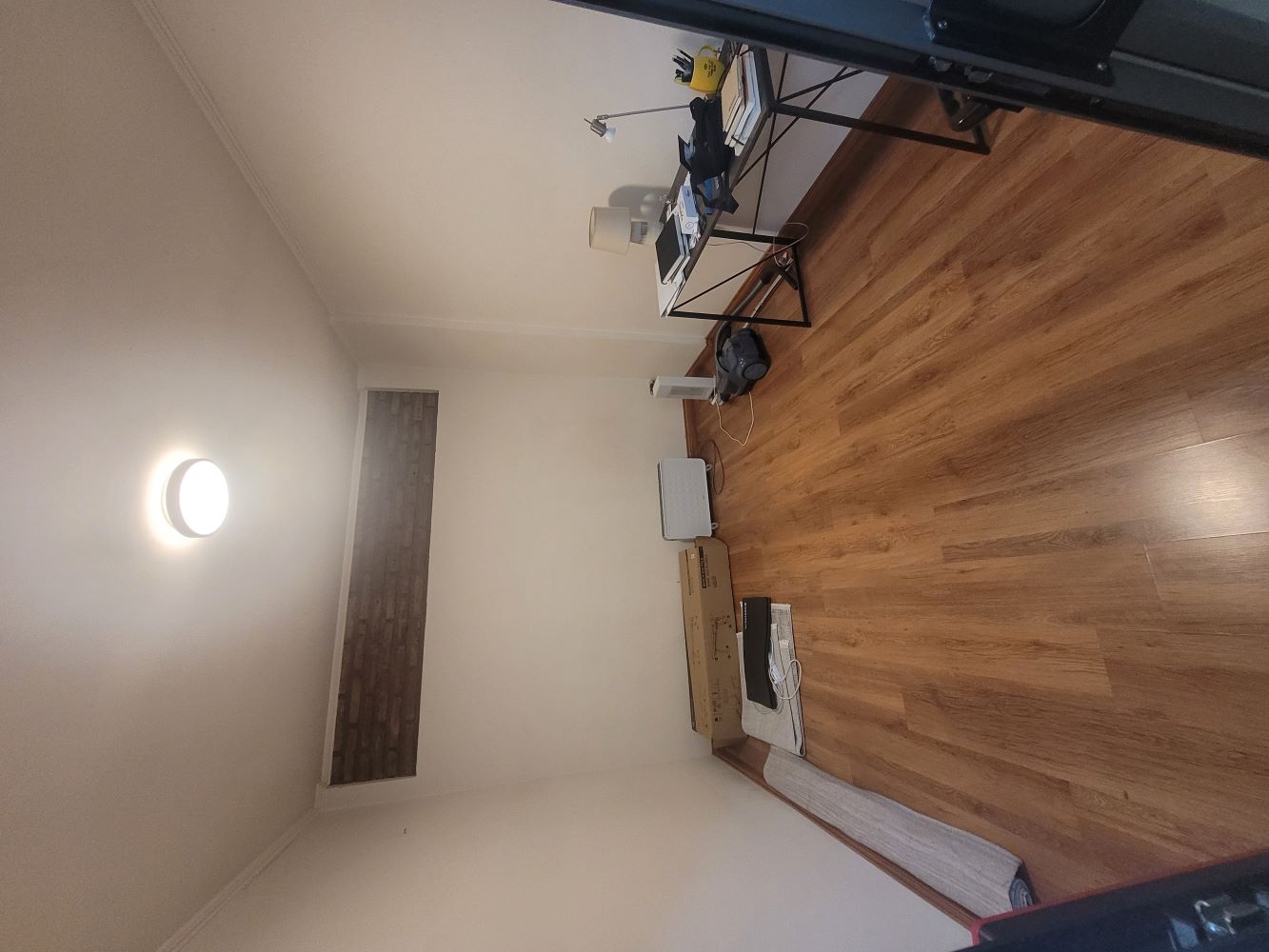 Vendo Hermosa casa con taller mecánico funcionando.