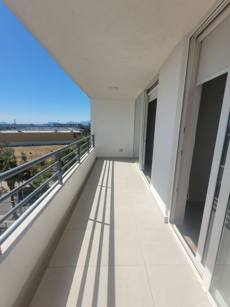 Arriendo departamento Nuevo, Trinidad – Av. La Florida.