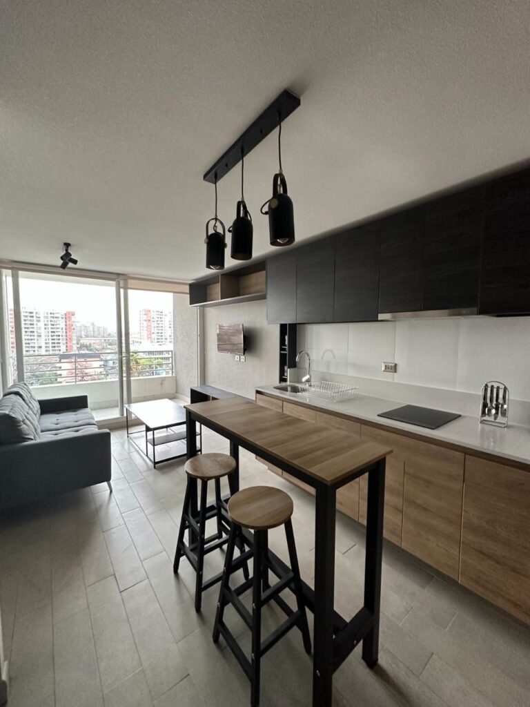 Vendo Departamento, Macul 3474, + estacionamiento + bodega.