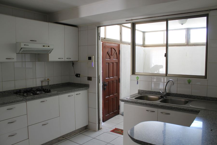 Arriendo Hermosa casa Santa Ema, Rojas Magallanes Oriente.