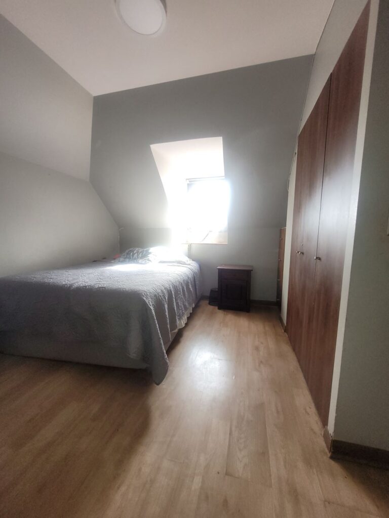 Camino La Cumbre, Alto Macul, condominio Vista Cordillera II, La Florida.