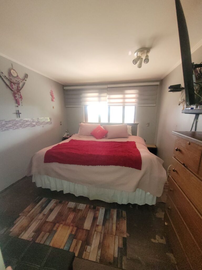 Camino La Cumbre, Alto Macul, condominio Vista Cordillera II, La Florida.
