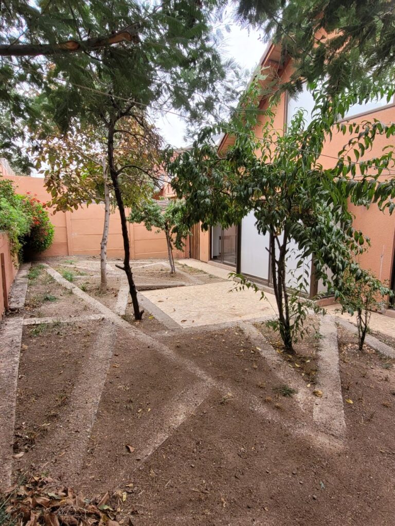 Arriendo casa El Hualle Sur 9160, La Florida.