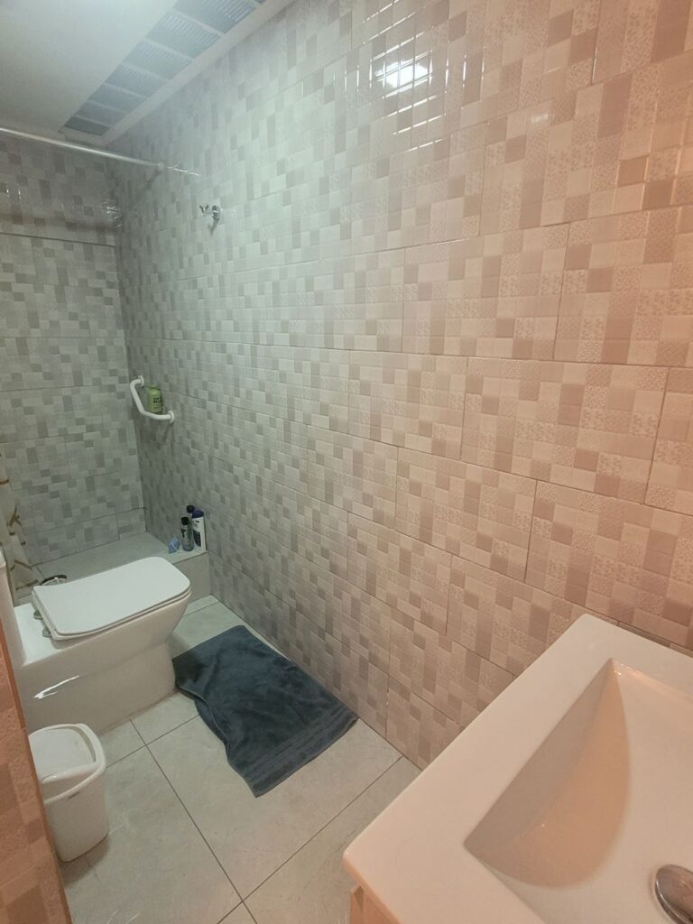 Vendo Casa + Taller, Perú – Serrano, Comuna de La Florida.