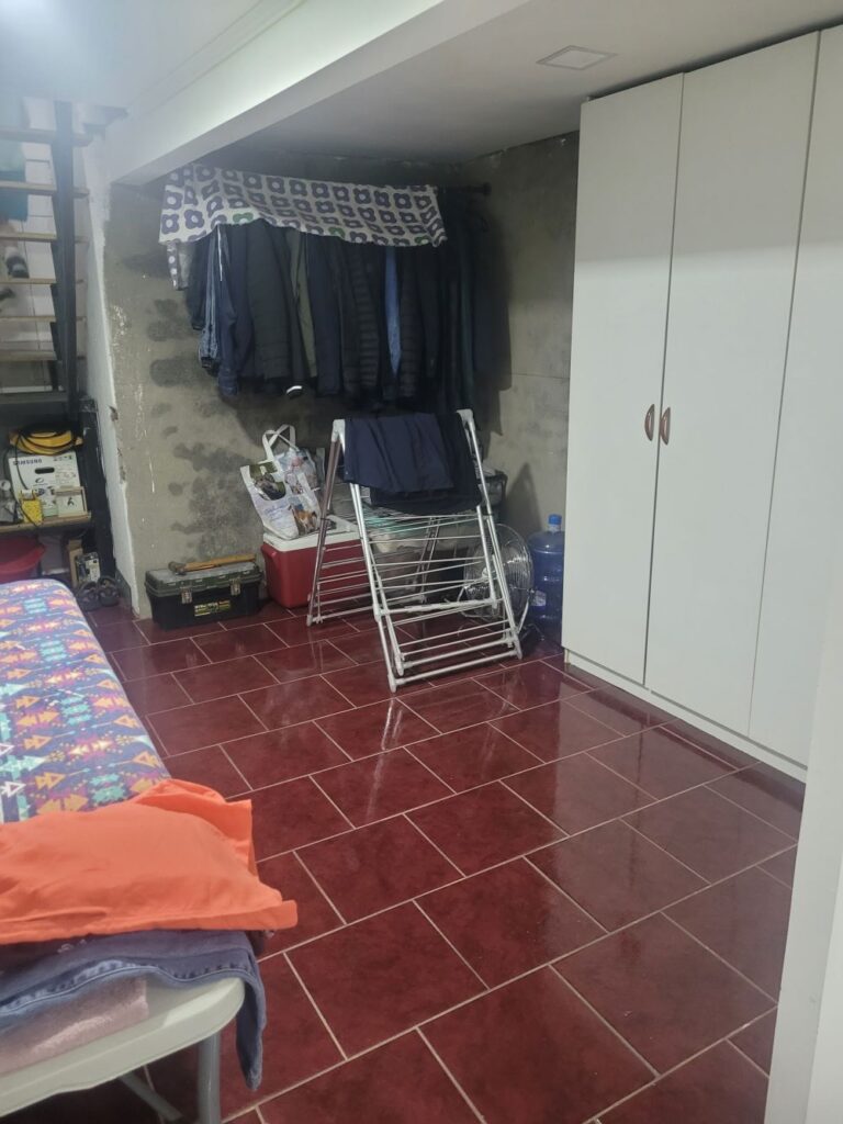 Vendo Casa + Taller, Perú – Serrano, Comuna de La Florida.