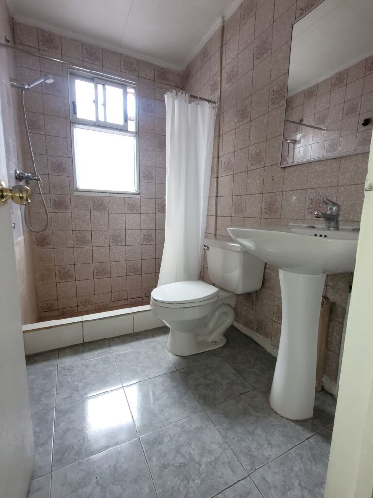 CASA EN VENTA EN LA FLORIDA | 3 DORMITORIOS + ESTACIONAMIENTO | $129.500.000