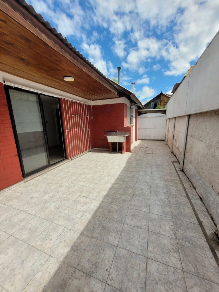 CASA EN VENTA EN LA FLORIDA | 3 DORMITORIOS + ESTACIONAMIENTO | $129.500.000