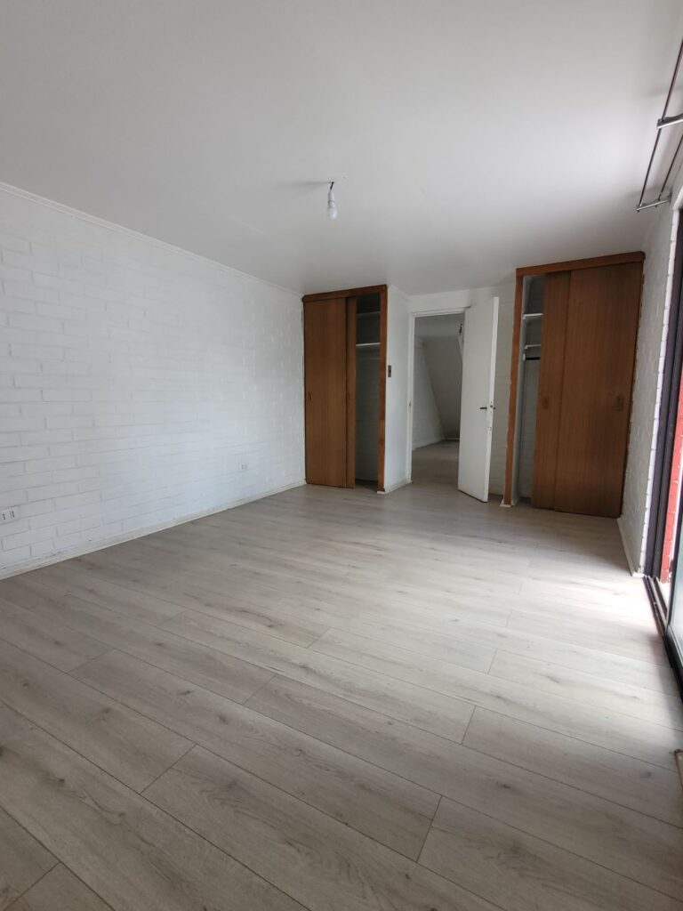 CASA EN VENTA EN LA FLORIDA | 3 DORMITORIOS + ESTACIONAMIENTO | $129.500.000